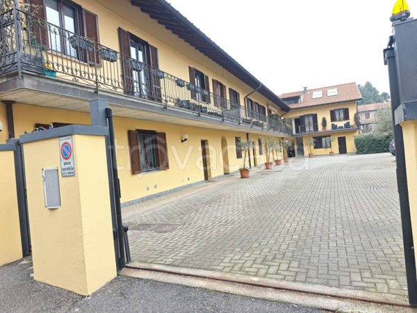 appartamento in vendita a Gallarate in zona Crenna