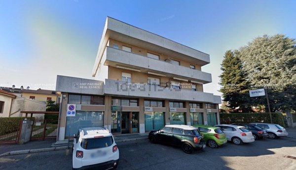 locale commerciale in vendita a Gallarate