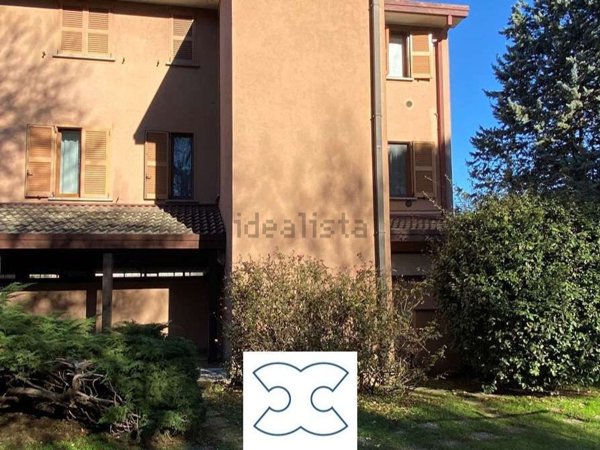 appartamento in vendita a Gallarate in zona Arnate