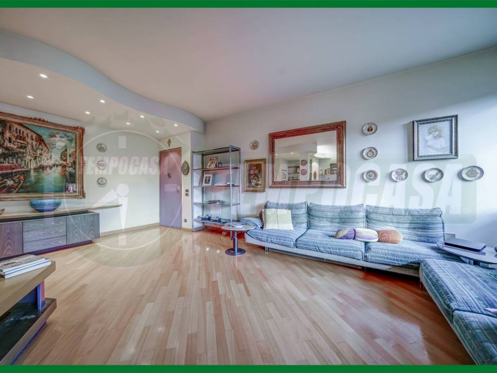 appartamento in vendita a Gallarate