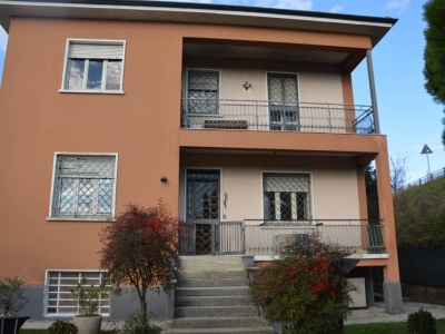 casa indipendente in vendita a Gallarate