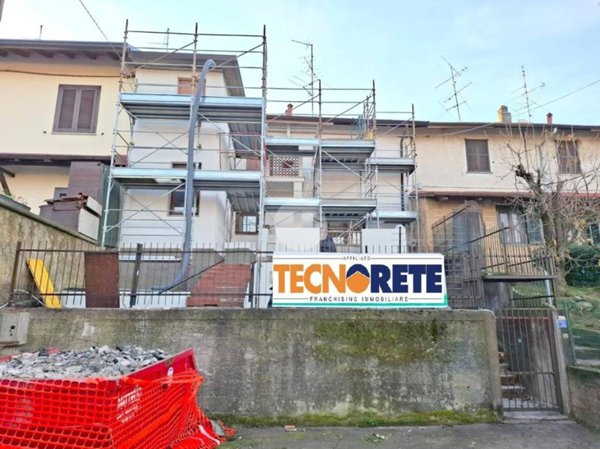 appartamento in vendita a Gallarate in zona Crenna