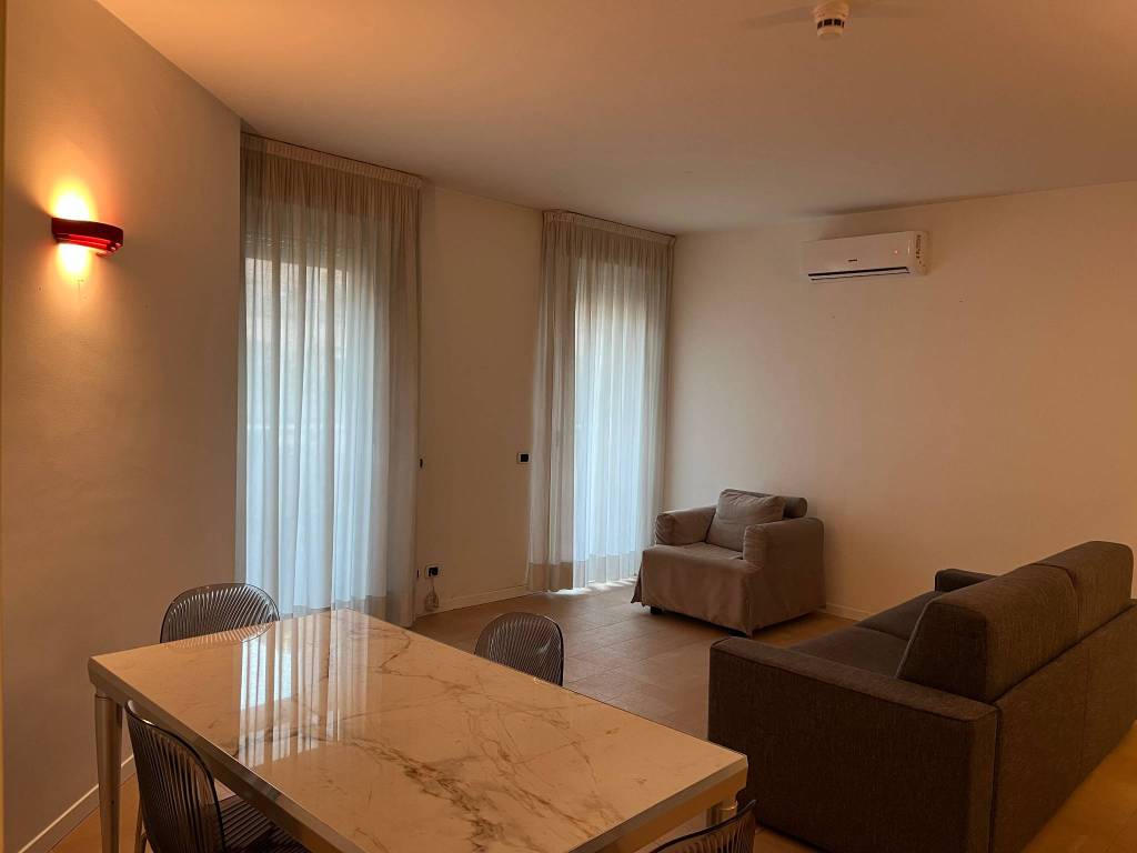 appartamento in vendita a Gallarate in zona Crenna