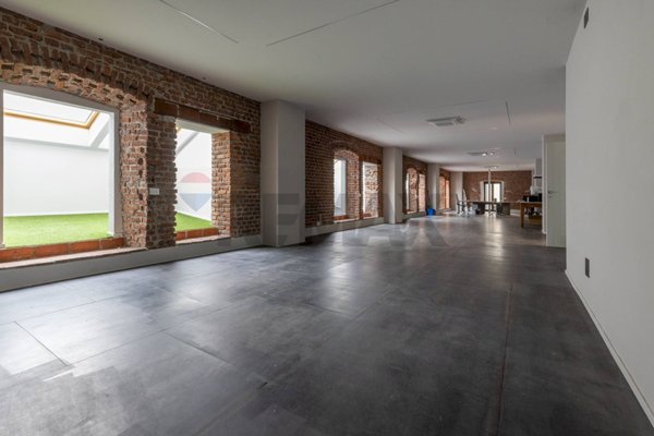 attico in vendita a Gallarate in zona Arnate