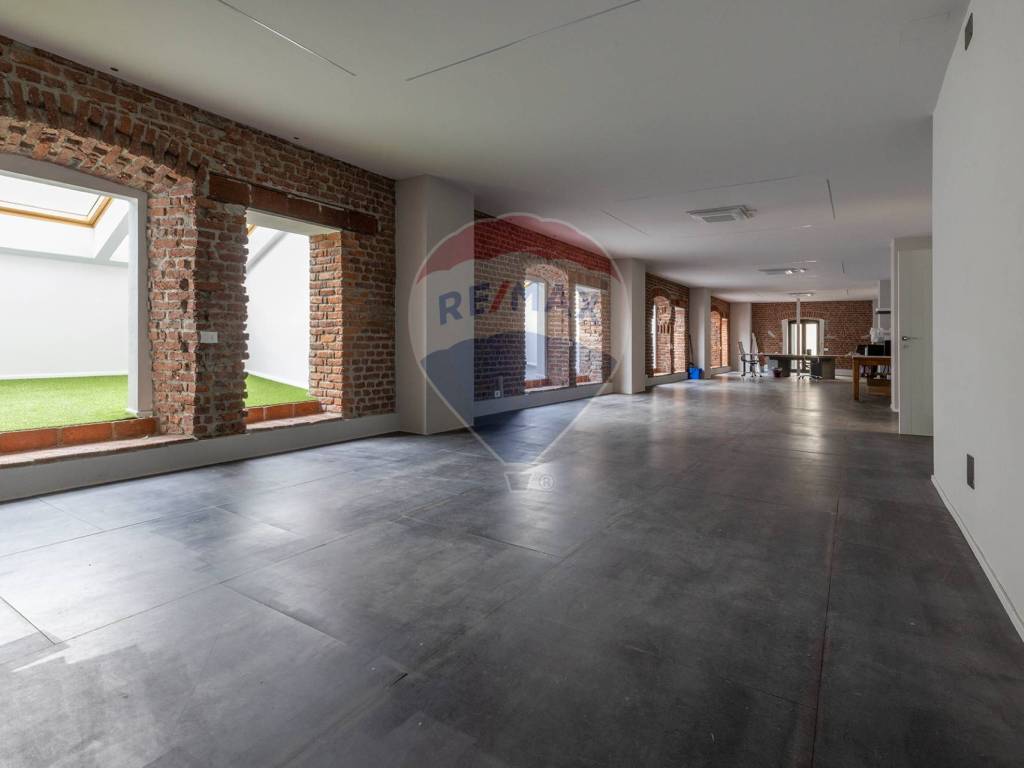 attico in vendita a Gallarate in zona Arnate