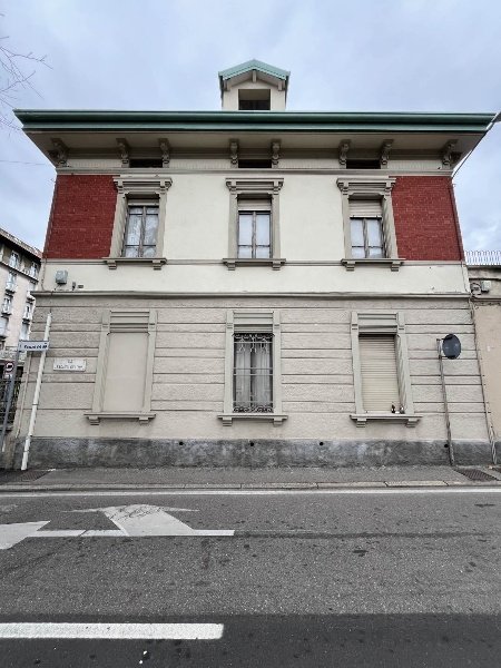 casa indipendente in vendita a Gallarate