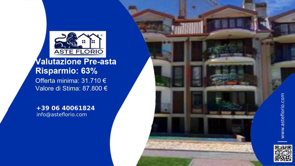 locale commerciale in vendita a Gallarate in zona Sciarè