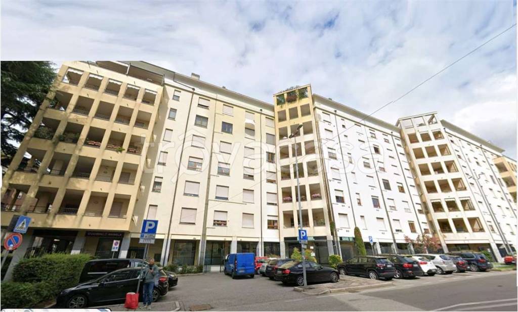 negozio in vendita a Gallarate