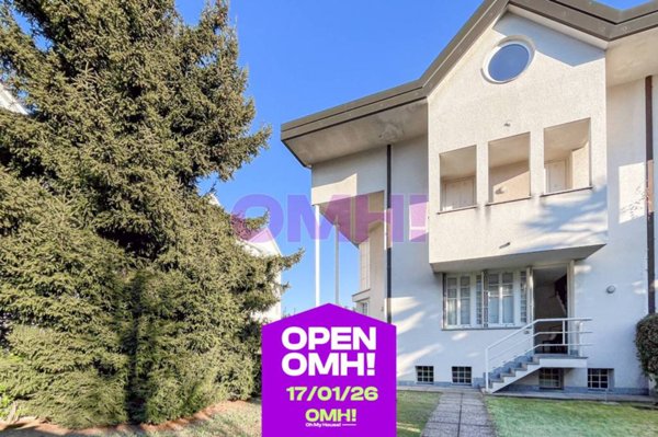 casa indipendente in vendita a Gallarate in zona Ronchi