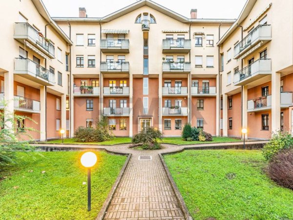 appartamento in vendita a Gallarate in zona Madonna in Campagna