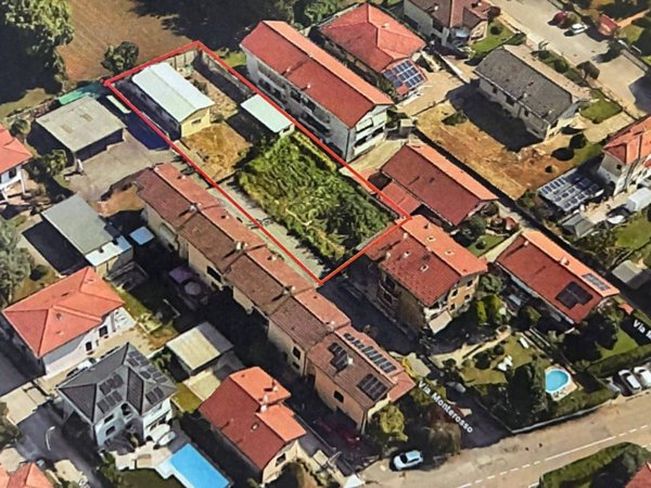 terreno edificabile in vendita a Gallarate in zona Ronchi