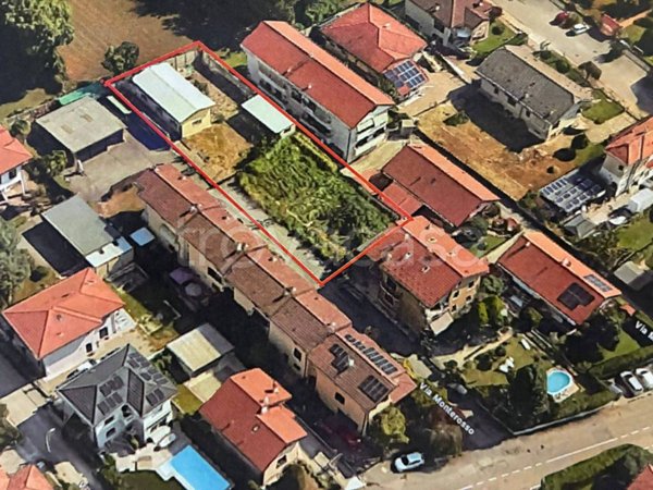 terreno edificabile in vendita a Gallarate in zona Ronchi