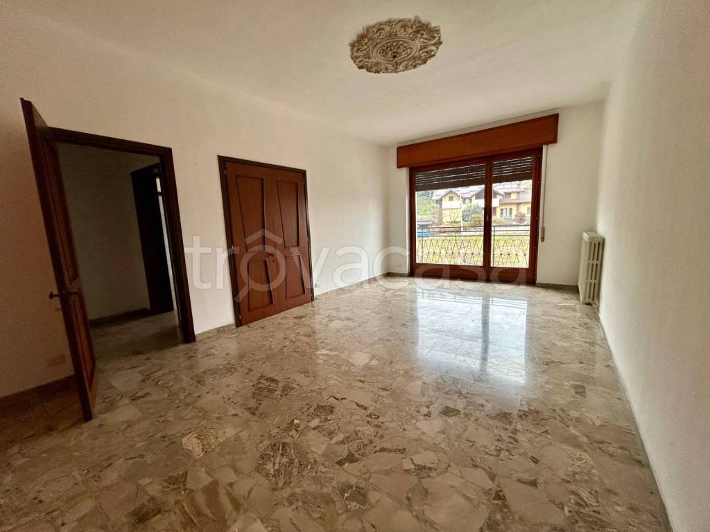 appartamento in vendita a Gallarate in zona Moriggia