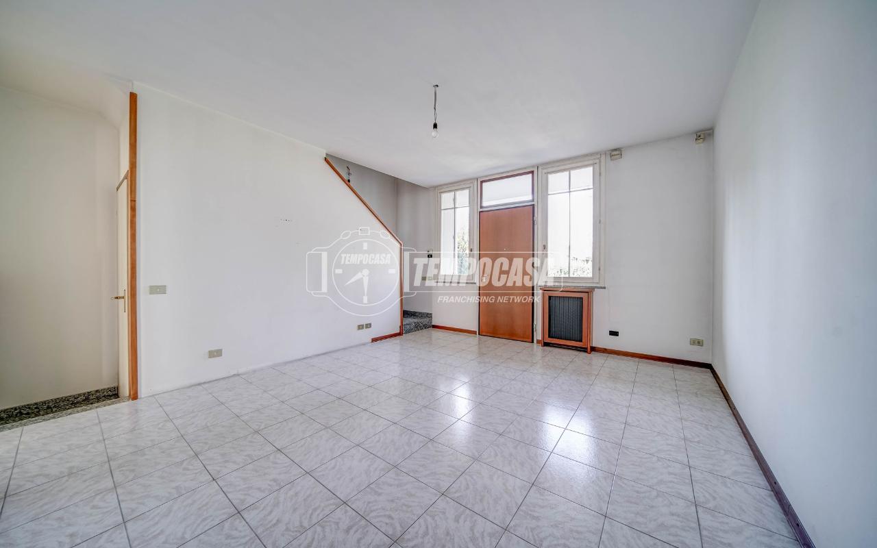 casa indipendente in vendita a Gallarate