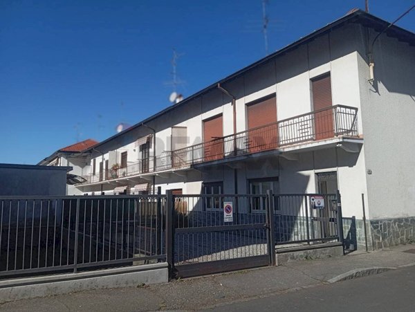 casa indipendente in vendita a Gallarate