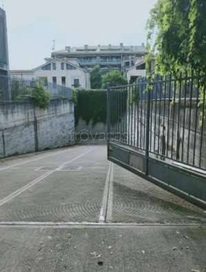 appartamento in vendita a Gallarate in zona Arnate