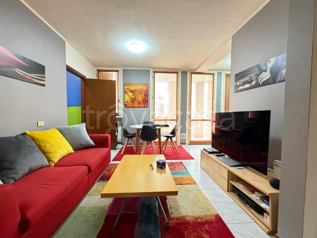 appartamento in vendita a Gallarate in zona Madonna in Campagna