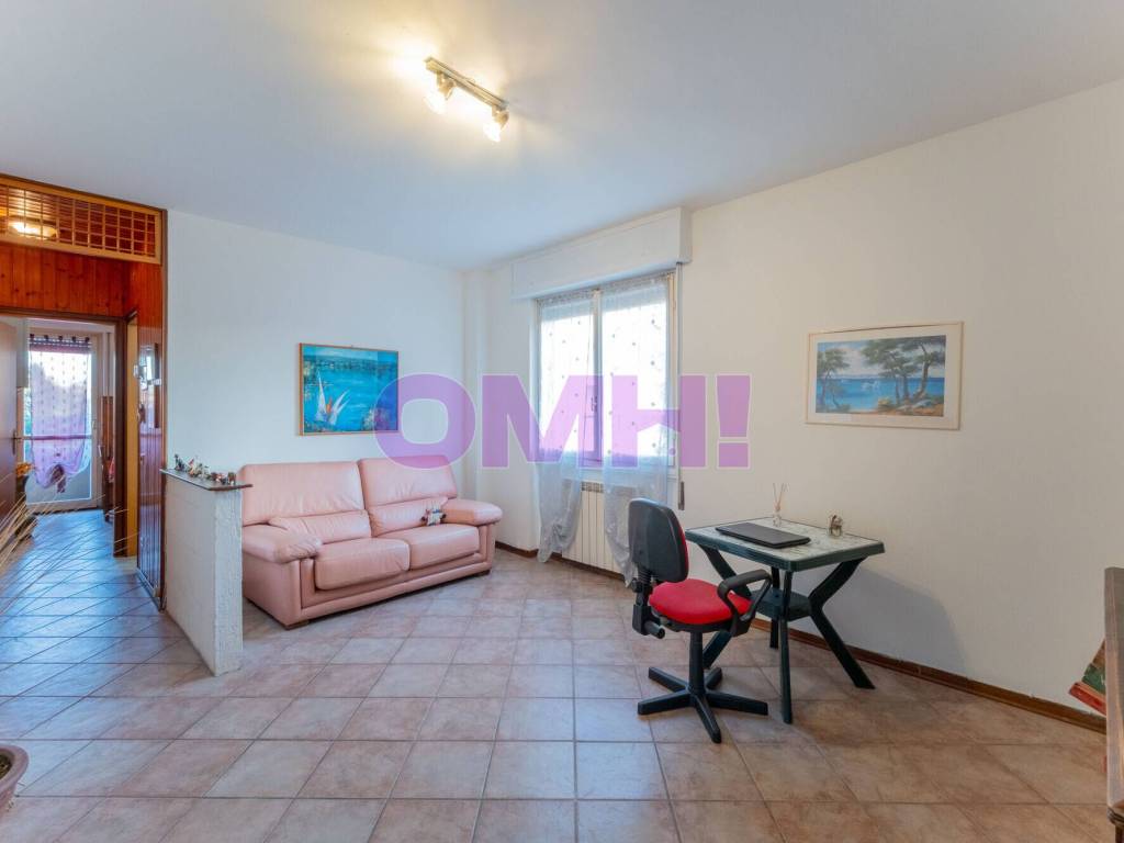 appartamento in vendita a Gallarate in zona Cascinetta