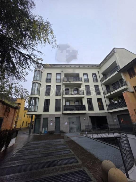 casa indipendente in vendita a Gallarate