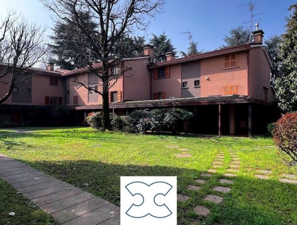 appartamento in vendita a Gallarate in zona Arnate