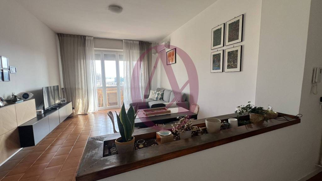 appartamento in vendita a Gallarate in zona Madonna in Campagna