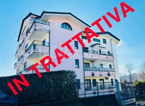 appartamento in vendita a Gallarate in zona Crenna