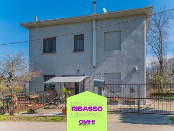 casa indipendente in vendita a Gallarate in zona Crenna