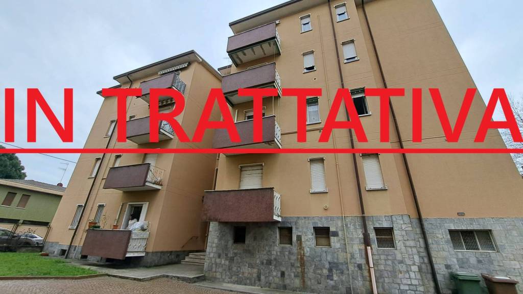 appartamento in vendita a Gallarate in zona Cascinetta