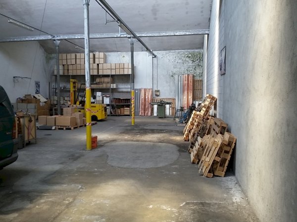 capannone in vendita a Gallarate