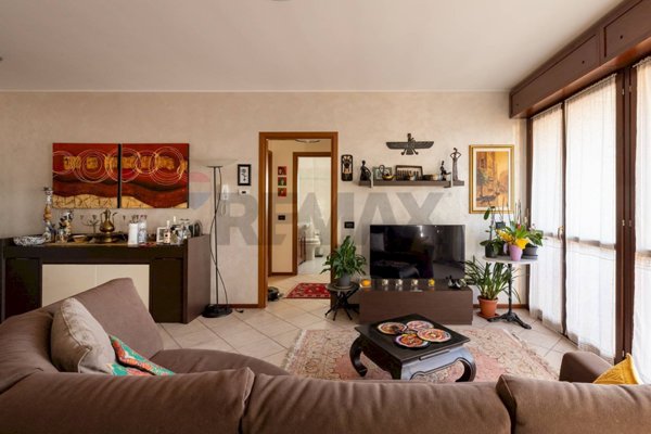 appartamento in vendita a Gallarate in zona Madonna in Campagna