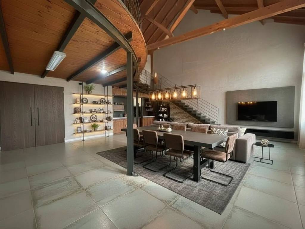 appartamento in vendita a Gallarate in zona Arnate