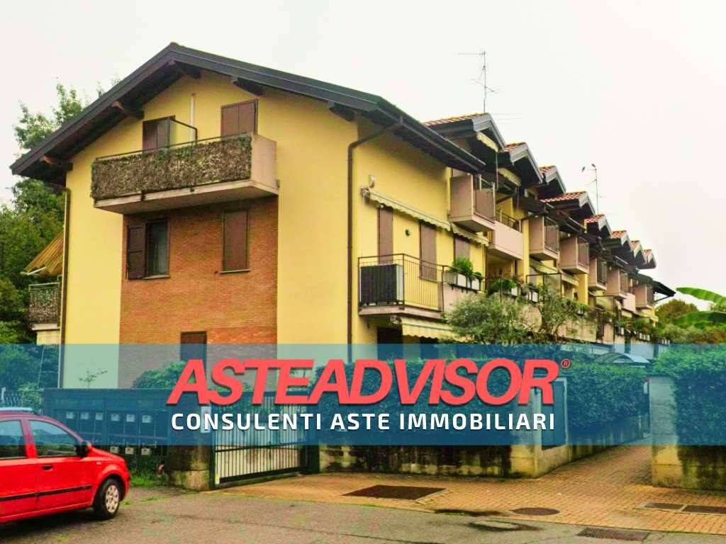 appartamento in vendita a Gallarate in zona Madonna in Campagna