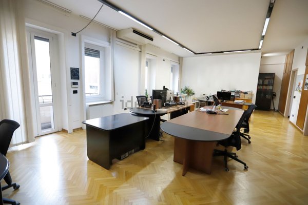 ufficio in vendita a Gallarate