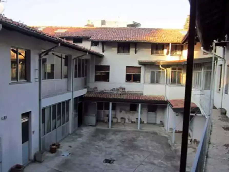 locale di sgombero in vendita a Gallarate in zona Crenna