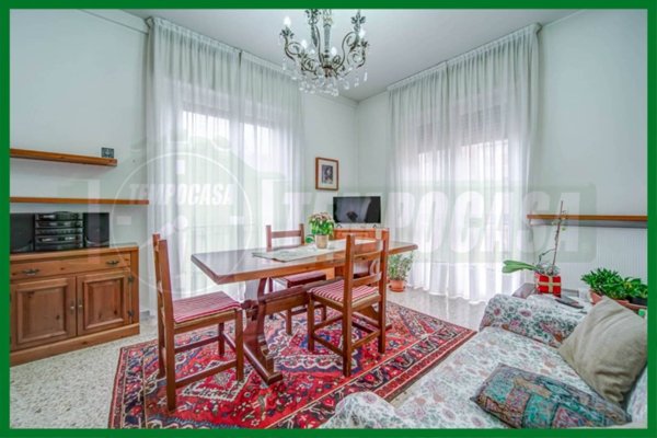 appartamento in vendita a Gallarate in zona Crenna