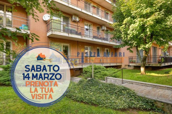 appartamento in vendita a Gallarate in zona Sciarè