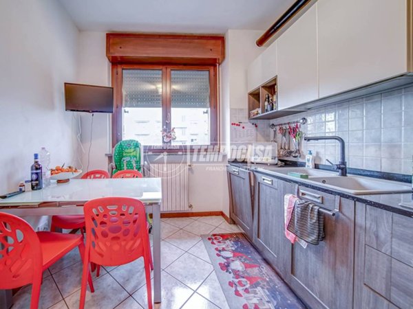 appartamento in vendita a Gallarate in zona Arnate