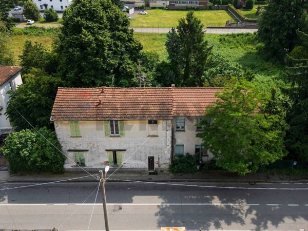 casa indipendente in vendita a Gallarate in zona Cascinetta