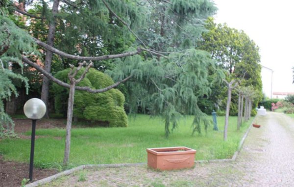 casa indipendente in vendita a Gallarate