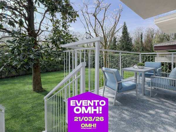 appartamento in vendita a Gallarate in zona Crenna