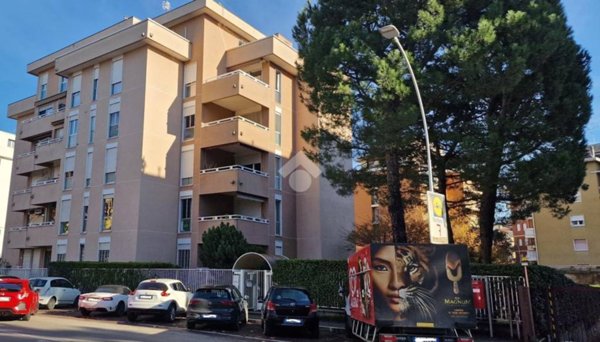 appartamento in vendita a Gallarate in zona Arnate