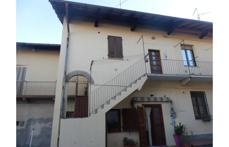 appartamento in vendita a Gallarate in zona Crenna
