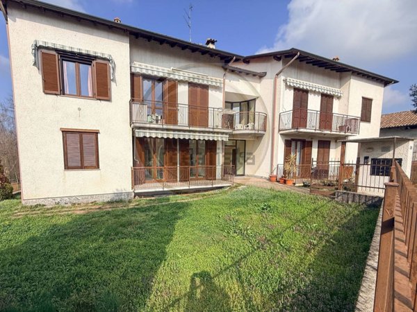 appartamento in vendita a Gallarate in zona Moriggia