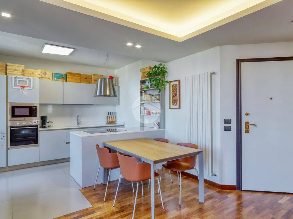 appartamento in vendita a Gallarate in zona Ronchi