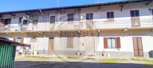 casa indipendente in vendita a Gallarate
