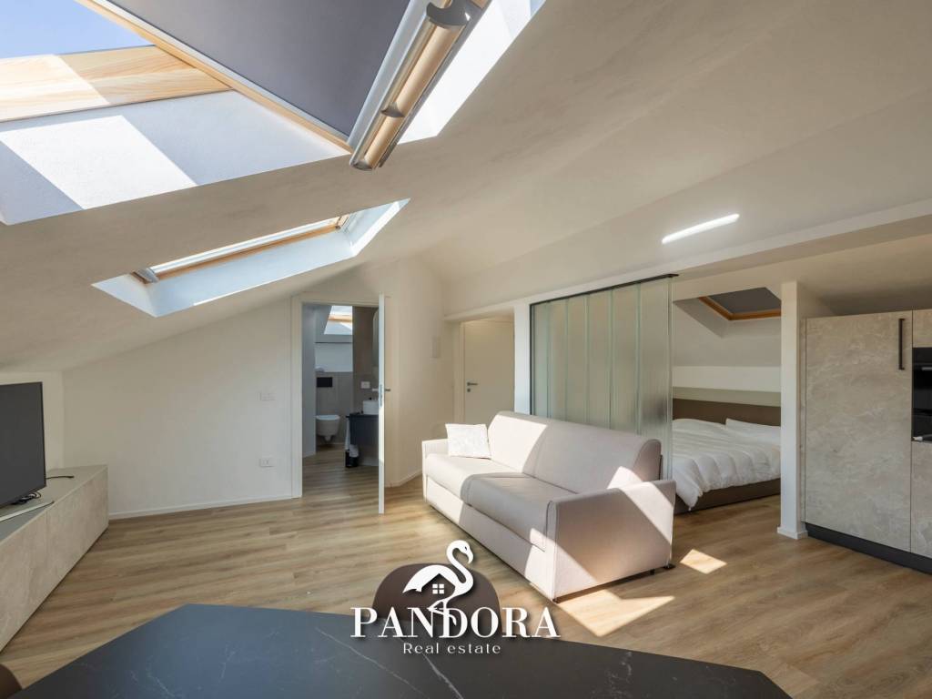 appartamento in vendita a Gallarate in zona Cascinetta