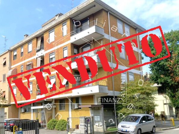 appartamento in vendita a Gallarate in zona Arnate