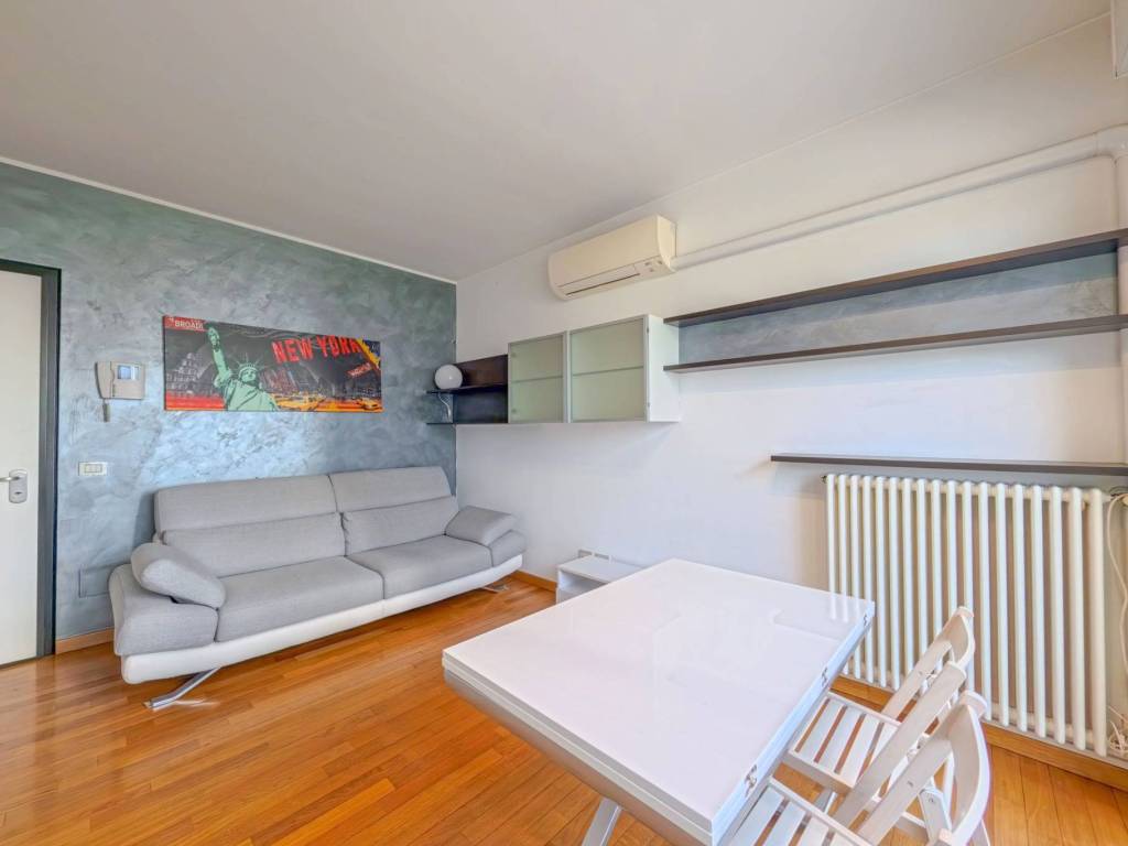 appartamento in vendita a Gallarate in zona Ronchi