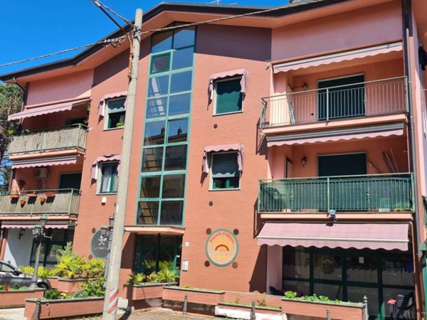 appartamento in vendita a Gallarate in zona Crenna