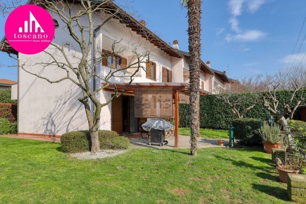 casa indipendente in vendita a Gallarate in zona Arnate